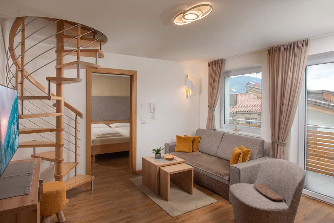 Wohnraum, Ferienwohnung für Familien im 1. Stock und Dachgeschoß, Pustertal Südtirol